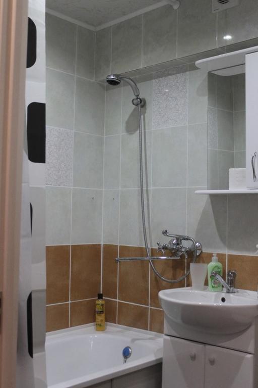 Apartment Квартира Ярослава Мудрого ครือวอยร็อก ภายนอก รูปภาพ